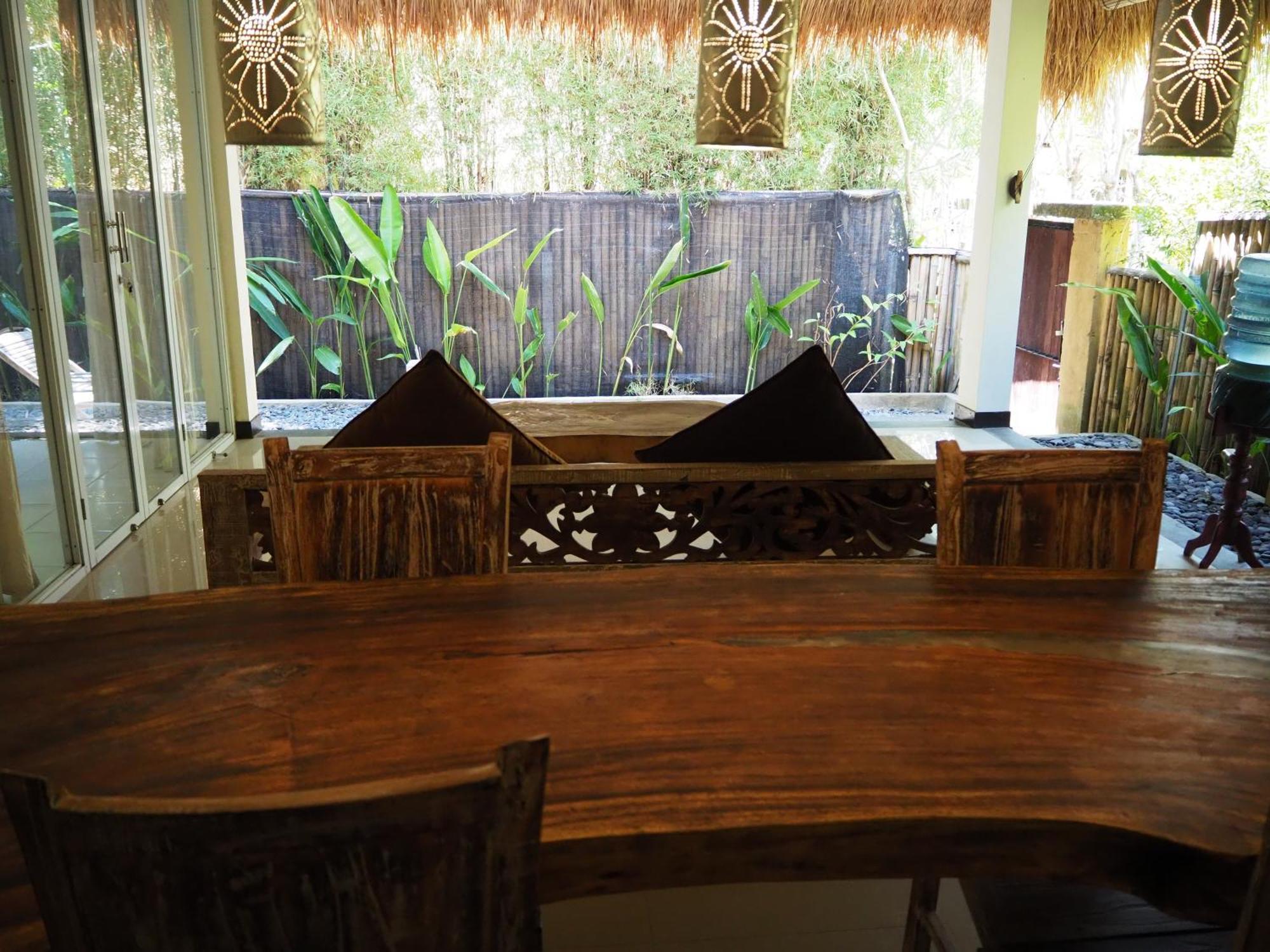 De'Dalam Deluxe Villa Ubud  Luaran gambar