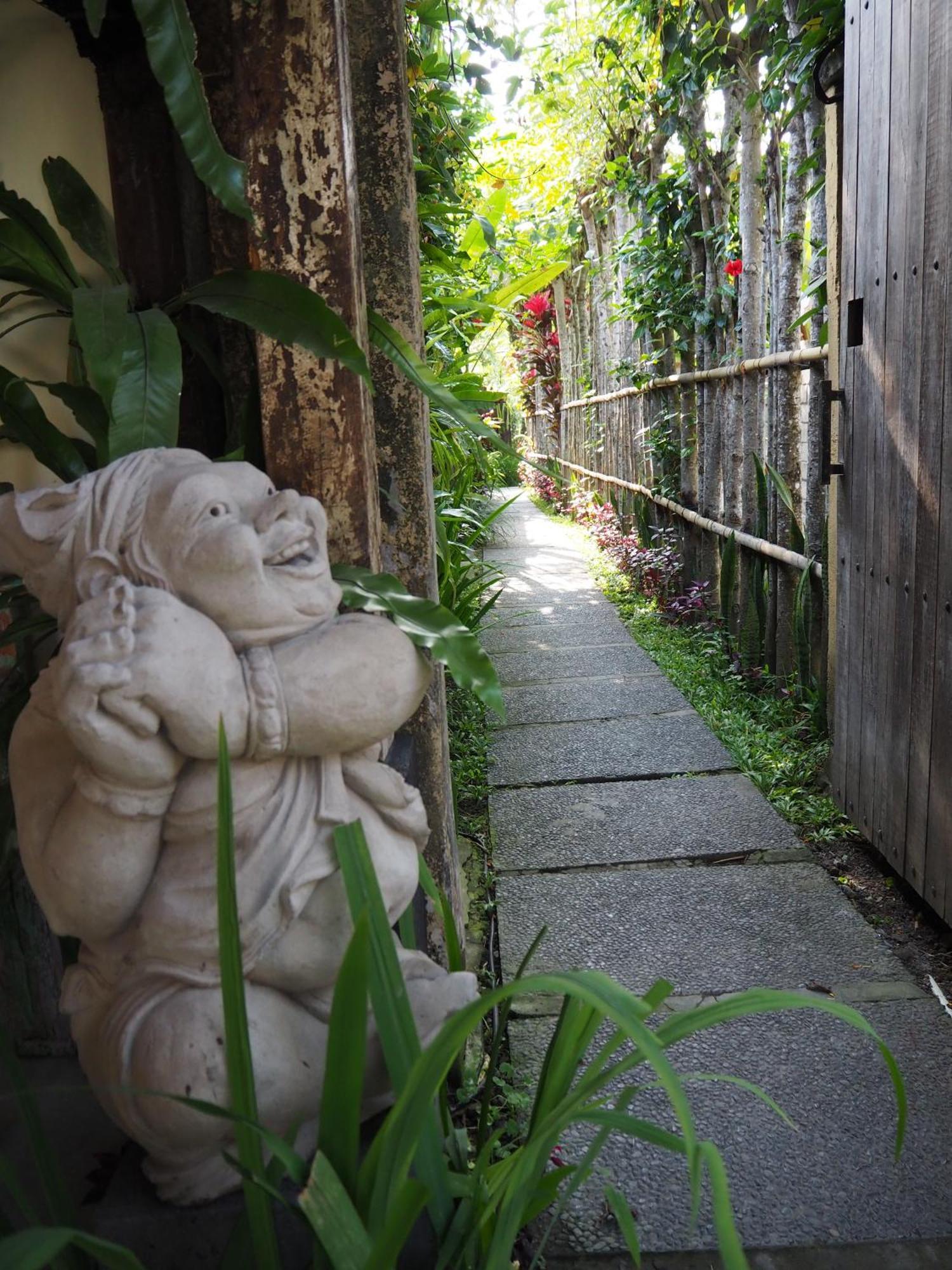 De'Dalam Deluxe Villa Ubud  Luaran gambar